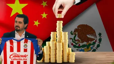 Banderas de China y de México, con monedas bajo la mesa / El Financiero