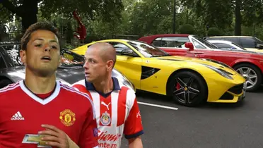 Javier Hernández con el jersey del Manchester United y Chivas / FOTO El Universal