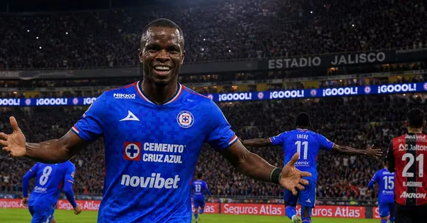 El nigeriano lució en el terreno de juego del Estadio Jalisco.