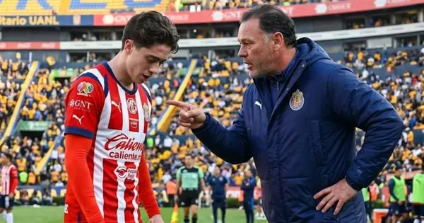Gabriel Milito lanzó un fuerte regaño a Brian Gutiérrez en pleno Tigres vs Chivas