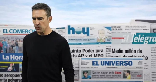 Vicente Sánchez vive un complicado momento como DT del Emelec desde hace varias semanas.