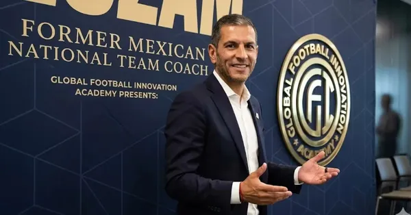 Jaime Lozano fue presentado como nuevo entrenador de la GFI Academy