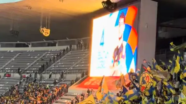 (VIDEO) Aficionados del América abuchean a Raphael Veiga