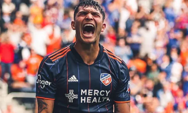 A falta de uno en México, se mira hacia el norte.