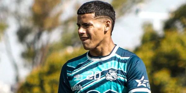 Acaba de renovar con el Club Puebla y ahora Maxi Araújo se encuentra con un problema grande.