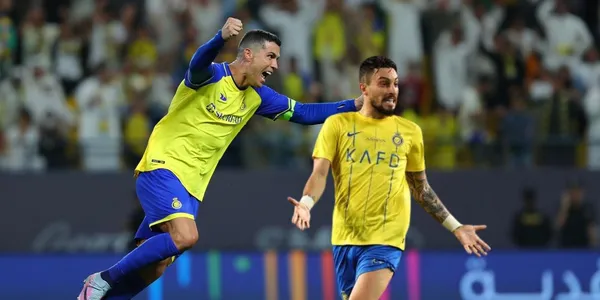 Admiración, así reaccionó Telles al gol de Cristiano en Al Nassr.