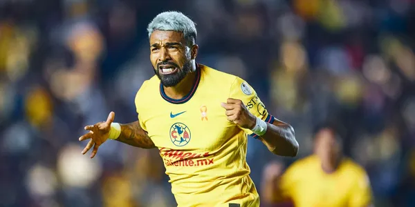 Aguirre con el América/FOTO: X América