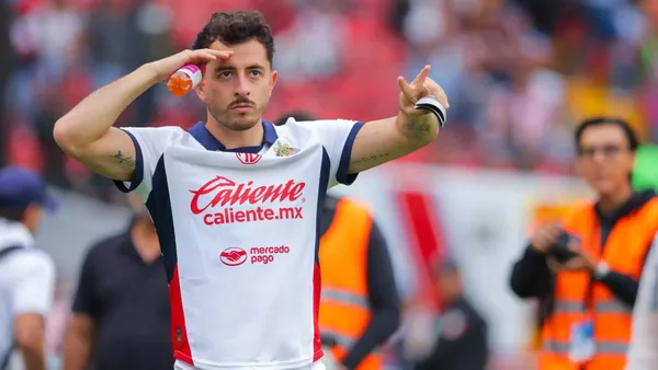 Alan Mozo en Chivas (Foto: MEXSPORT)