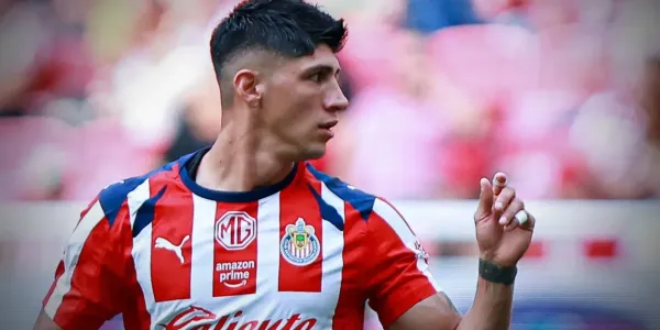 Alan Pulido vuelve a sonar para un equipo de la Liga MX en este cierre de mercado