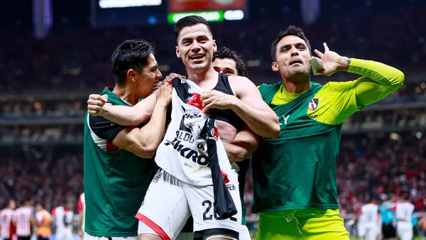 Aldo Rocha anotó el gol que eliminó a Chivas | Foto: MexSport