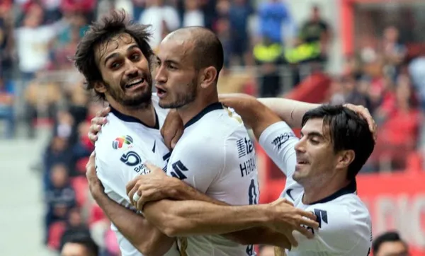 Alejandro Arribas se fue de Pumas en el 2019 para jugar con el Real Oviedo de España; sin embargo saldrá del conjunto español y todo indica que volverá a México, siendo los universitarios una opción.