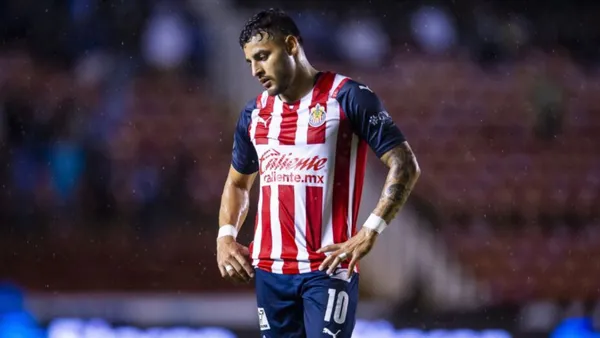 Alexis Vega es víctima de las lesiones y esta es su realidad con Chivas
