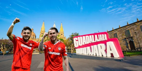 Alexis Vega junto a Jesús Ricardo Angulo / FOTO FOX Sports