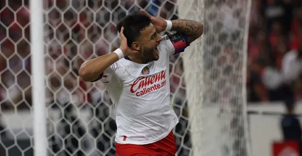 Alexis Vega la estrella de Chivas y su salario.