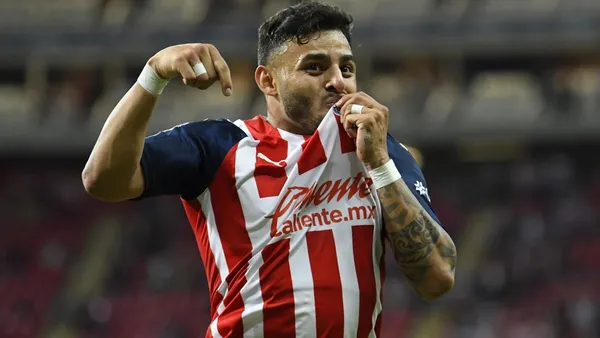 Alexis Vega no renueva con Chivas y ahora pide 3 lujos para quedarse en el Rebaño, uno es el salario