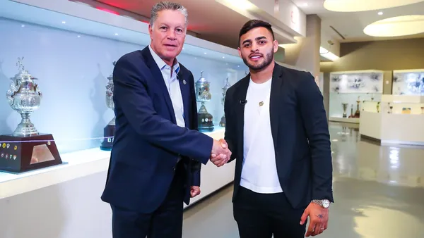 Alexis Vega se queda como el mejor pagado de Chivas y se destapa cuánto pasaría a ganar en el rebaño