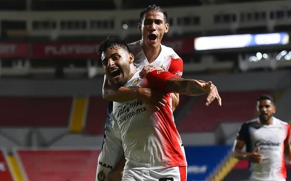 Alexis Vega y Uriel Antuna fueron figuras en la victoria del Guadalajara, se revela que antes del juego tomaron algo con el grupo.