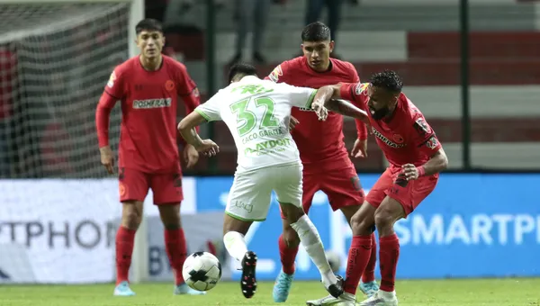 Algo bueno, tenía que salir del horrible juego que dieron los Diablos