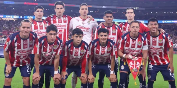 Alineación de Chivas ante América en Arizona / FOTO THE SPORTING NEWS