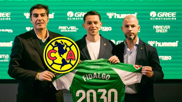 Álvaro Fidalgo durante su presentación con el Real Betis (Cuenta de X del Betis)