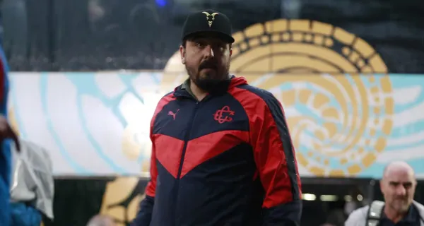 Amaury Vergara captado en un estadio viendo a Chivas (Fuente: Mexsports)