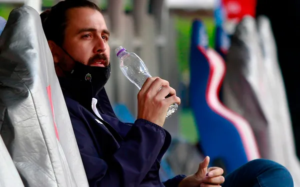 Amaury Vergara no estaría del todo enterado de lo que pasa en Chivas, pero le habría llegado un duro golpe por parte de la Liga MX.