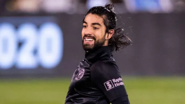 Amaury Vergara señaló que Rodolfo Pizarro no quería regresar a Chivas; el mediocampista ya tendría equipo para el Clausura