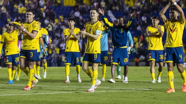 América aplaude a su afición tras eliminar al Guadalajara (Foto: Mexsport)
