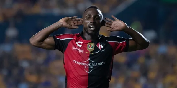 América quiere a Quiñones pero el fichaje se podría complicar, lo estarían bloqueando.