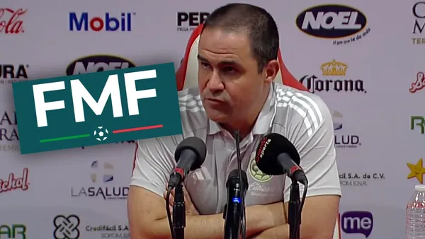 André Jardine muy molesto durante conferencia de prensa