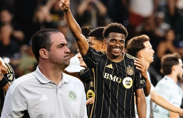 André Jardine y Javairo Dilrosun/Foto LAFC.