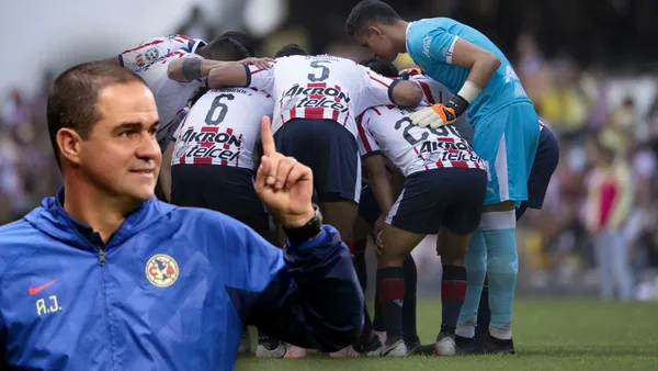 André Jardine y jugadores de Chivas