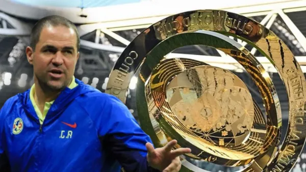 André Jardine y trofeo del Mundial de Clubes