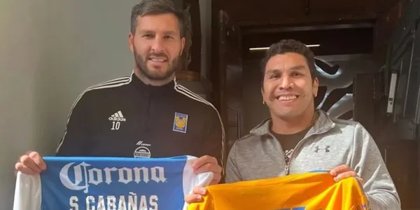 André-Pierre Gignac recibió la visita de Salvador Cabañas y tuvo una inesperada reacción