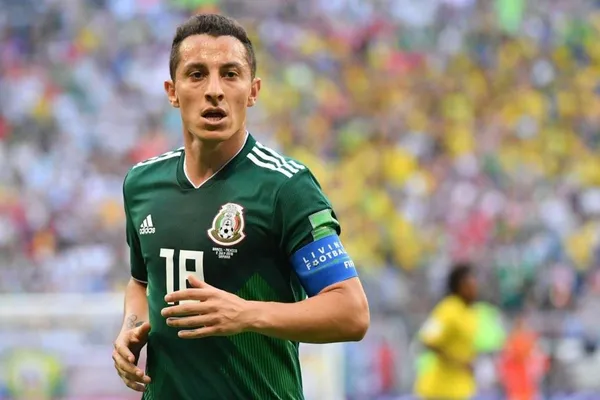 Andrés Guardado quiere llegar al Mundial de Qatar y ahora se prueba en otra posición para tener más resistencia