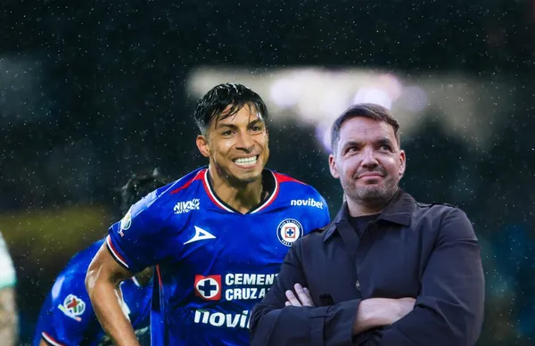 Ángel Sepúlveda y Nicolás Larcamón/ Foto Cruz Azul.