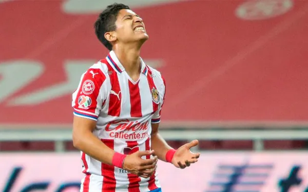 Ángel Zaldívar es uno más de los futbolistas que se dedican a enviar saludos en una plataforma.