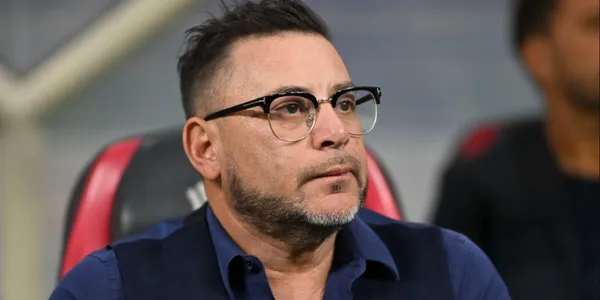 Antonio Mohamed se refirió al encuentro entre Chivas y Pumas en el estadio Akron