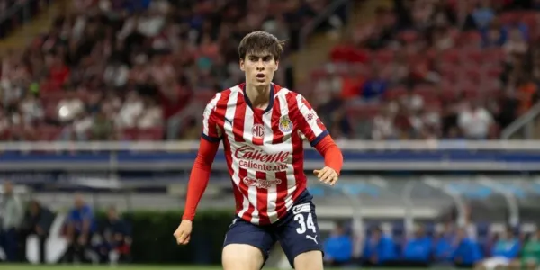 Armando González cuenta con una historia de luchas previo a su debut con Chivas