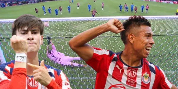 Armando González junto a Efraín Álvarez / FOTO X