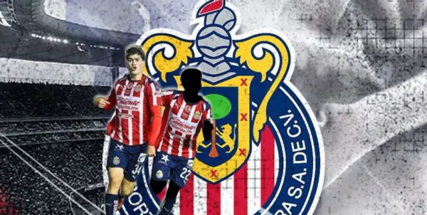 Armando González junto a futbolista incógnito de Chivas / FOTO RÉCORD