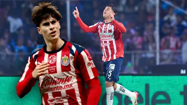 Armando González y Bryan González con la playera de Chivas
