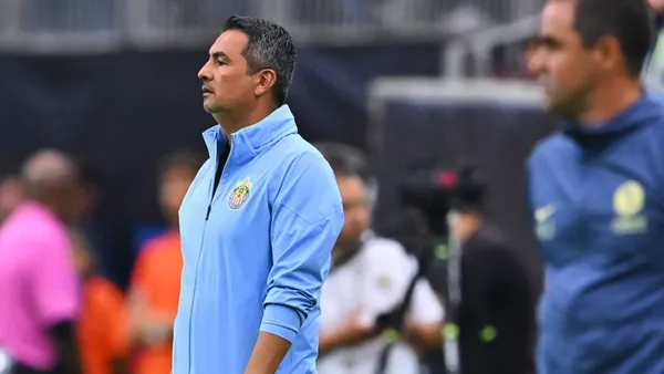 Arturo Ortega habló sobre su continuídad y dejó entrever el no solicitó dirigir a Chivas | Foto: MexSport