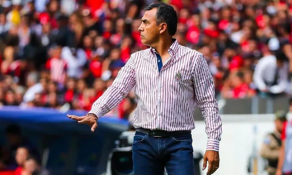 Aunque hizo un buen trabajo, Cadena podría no seguir.