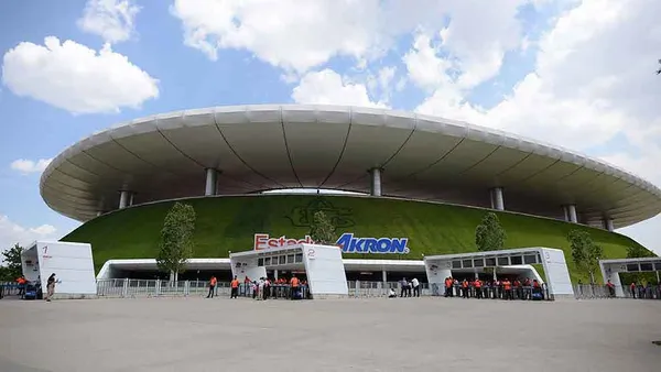 Autoridades de la FIFA visitaron el Estadio Akron, que podría albergar más partidos de los que tiene contemplados hasta ahora para el Mundial de 2026.