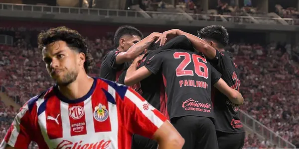 Cade Cowell junto a futbolistas del Toluca / FOTO FUTBOL TOTA