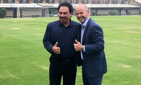 Candidatean a un exjugador de Pumas para tomar a las Chivas.