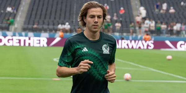 Carlos Córdova durante su etapa en la Seleccción Mexicana (Fuente: Marca)