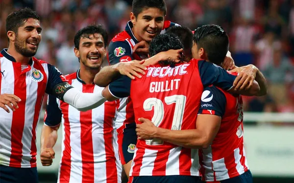 Carlos "Gullit" Peña no ha tenido la continuidad deseada en su equipo en Guatemala.