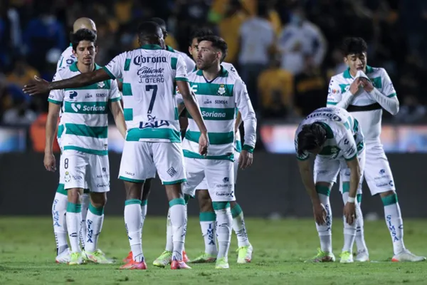 Carlos Orrantía podría ser una opción para llenar el hueco del a lateral derecha en Chivas.